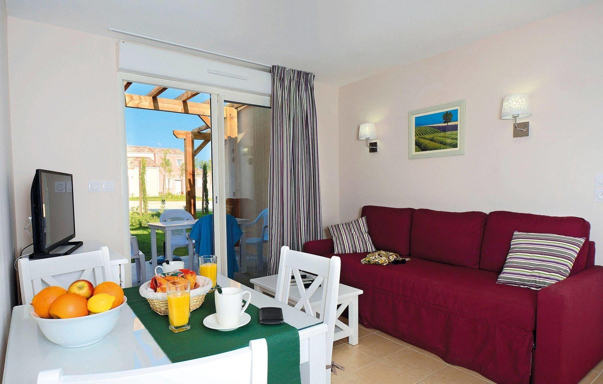 Residence Odalys Le Mas Des Alpilles ปาราดู ภายนอก รูปภาพ