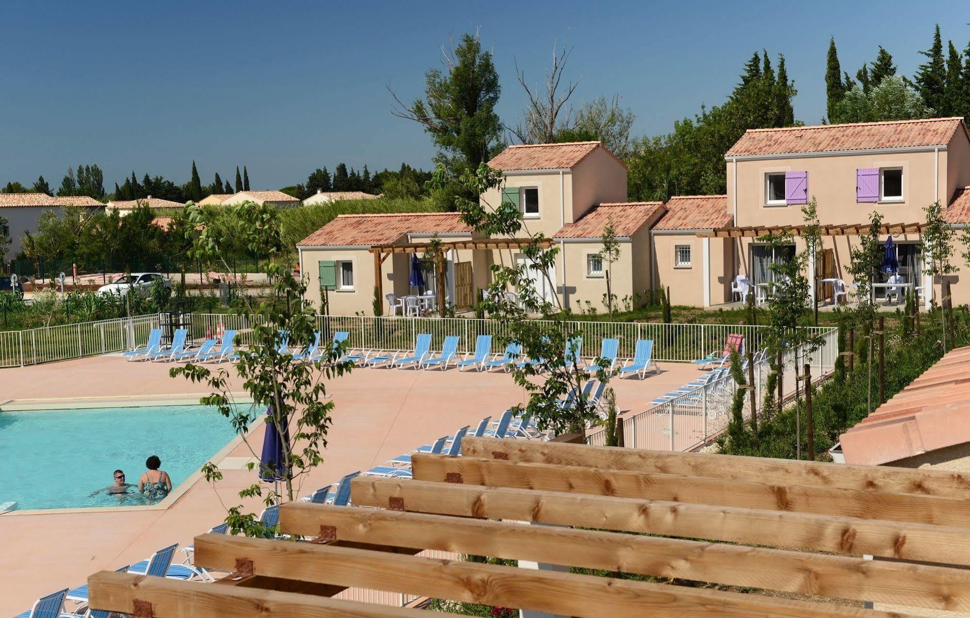 Residence Odalys Le Mas Des Alpilles ปาราดู ภายนอก รูปภาพ